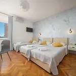 Guest house Meri Rooms