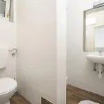 Guest house Meri Rooms 3*