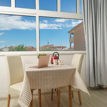 Orion بيت ضيافة فوديس