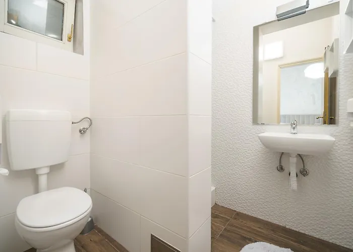 Gasthuis Meri Rooms 3*