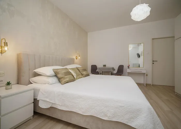 Meri Rooms Gasthuis 3*